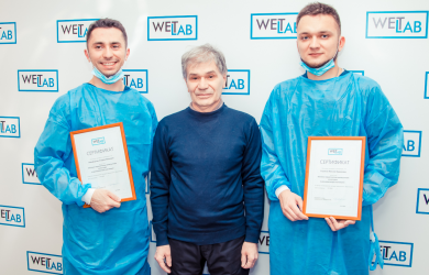 Образовательный центр WETLAB | Participants in the course on basic surgical manipulations on the stomach and duodenum with the teacher, cms, Mochalov O.Yu.